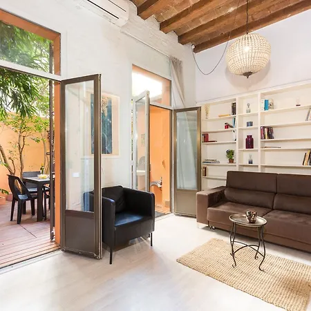 Montaber - Trafalgar Apartment