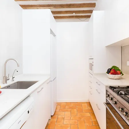 Montaber - Trafalgar Apartment Barcelona